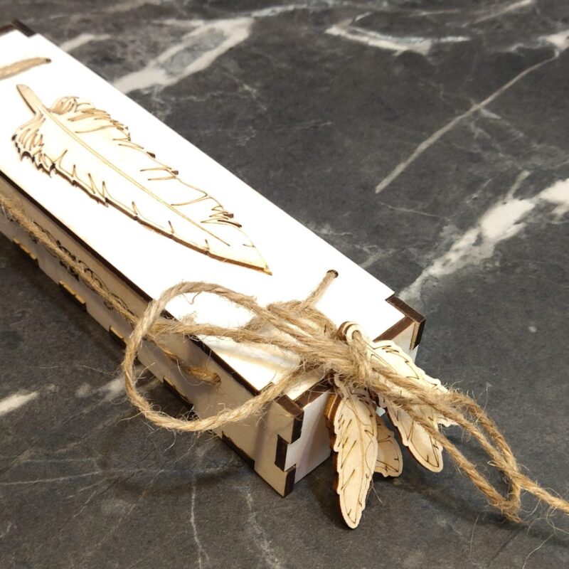 Scatola portapenne in legno